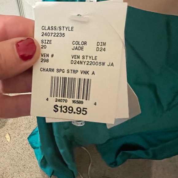 Jules & Cleo Formal dress - Picture 5 of 6